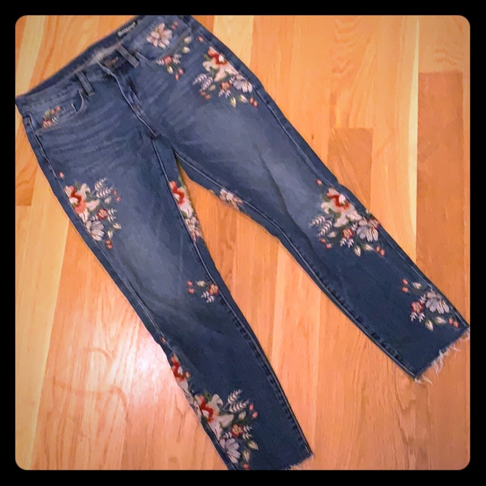 Size 27 Blanknyc skinny floral embroidered jeans